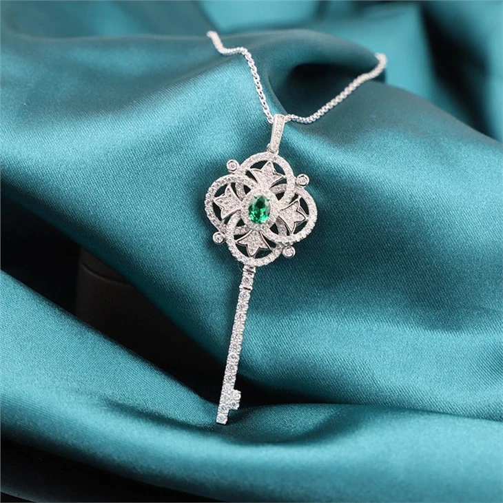 Emerald Key Pendant Necklace 02 Emerald Key Pendant Necklace 02